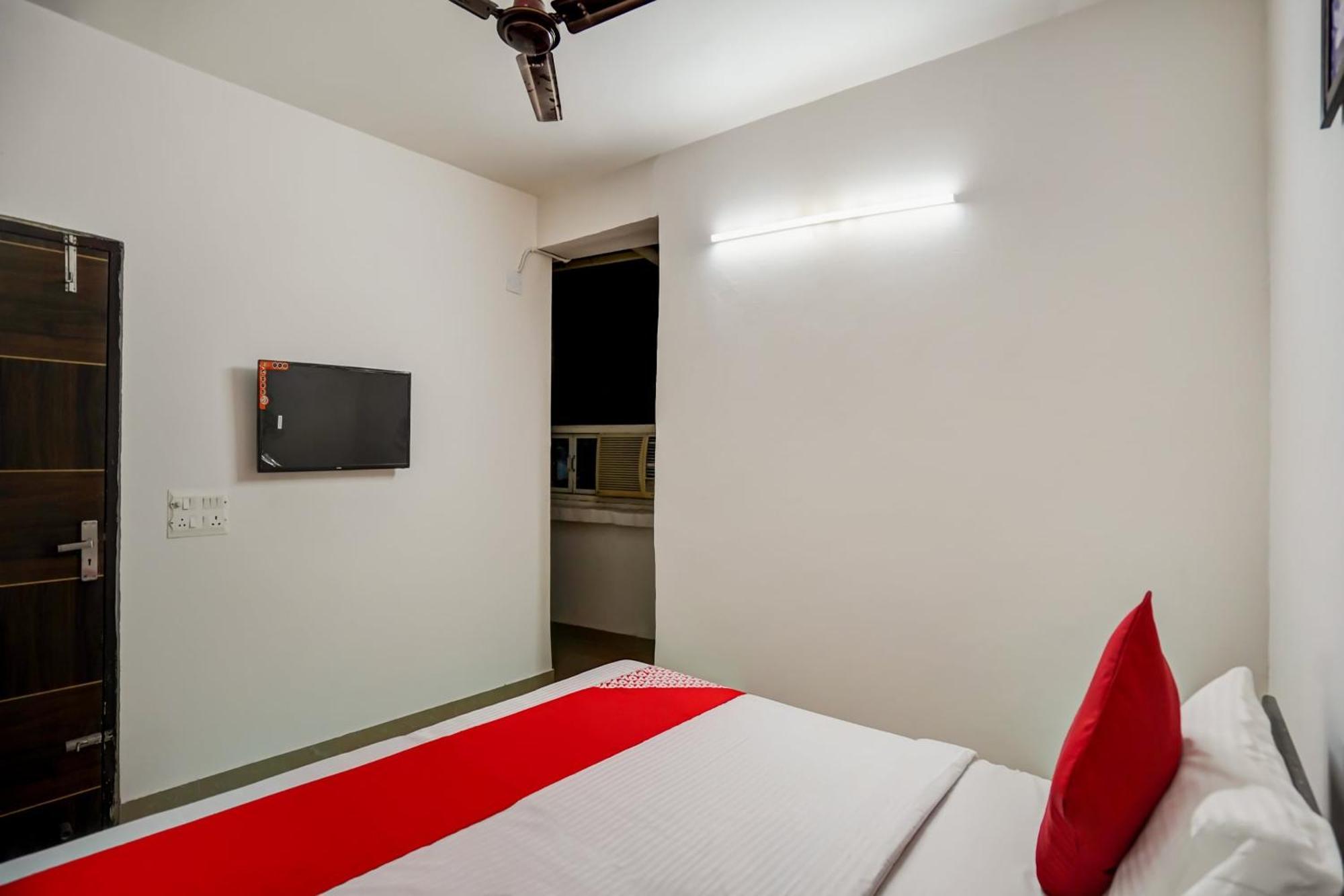 Hotel O Pubg Residency Ню Делхи Екстериор снимка